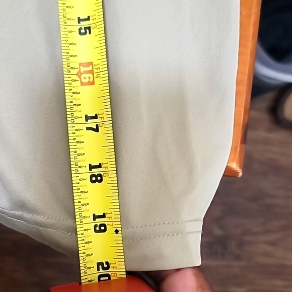 NIKE MEN'S TRAINING SPORT CLASH DRI FIT KNITTED BROWN SHORT SIZE LARGE - Picture 11 of 12